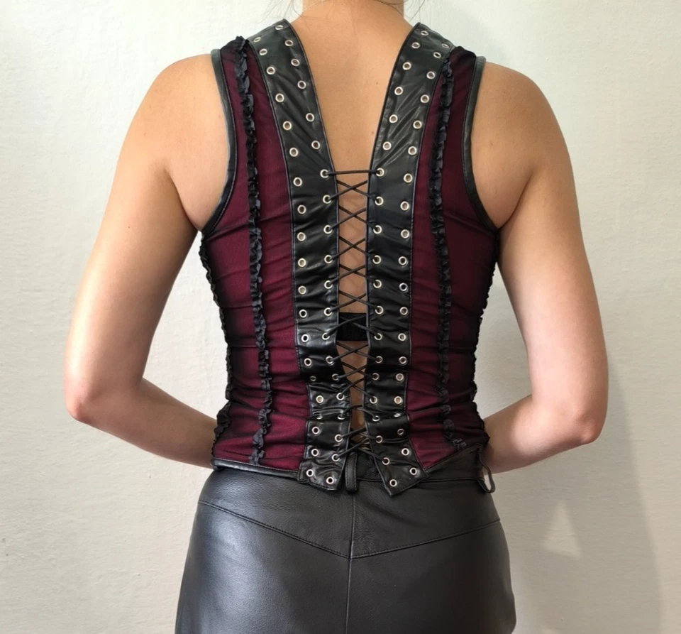 Corsé Top Rojo Servicio Labial De Colección Y2K Gótico Bordello Burlesque Malla Con Cordones Talla M Foto 2 de 4