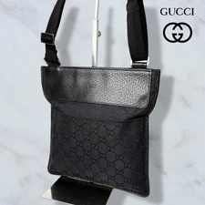 011     GUCCI Shoulder Bag Crossbody GG Pattern y4