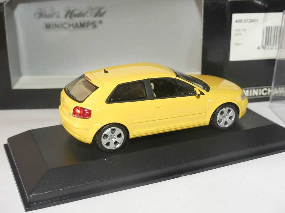 AUDI A3 8P 3 Portes 2003 Jaune MINICHAMPS 1:43 - Photo 2/2