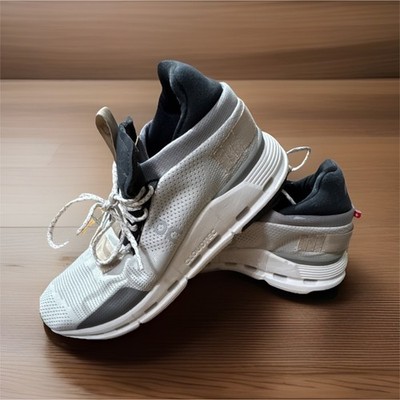 On CloudTec Men's White/Gray/Black Lace-Up Low Top Athletic Sneakers