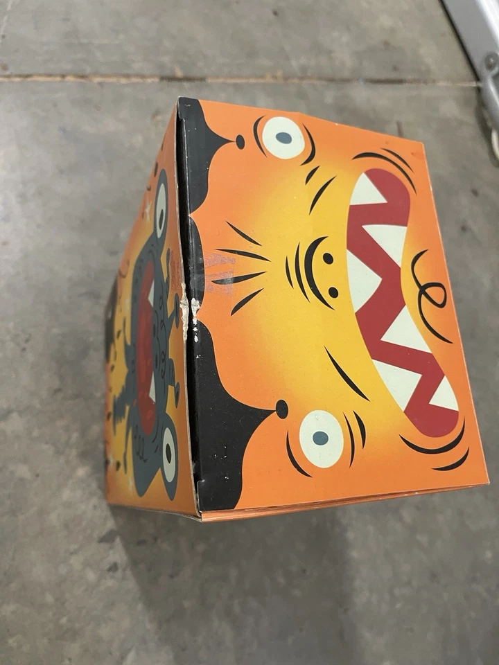 复古 Tim Biskup "Deco Plague" Qee Cat 8" 乙烯基人偶 - LMTD 版本 49/500 — 第 4/4 张图片