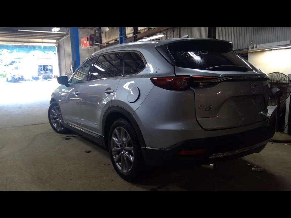 Rear Wiper Motor Fits 16-23 MAZDA CX-9 1666191 - Image 3 of 4