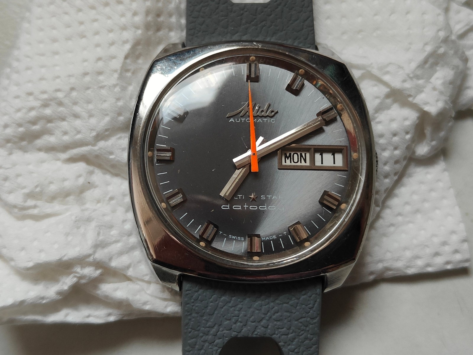 Mido Automatic Multistar Dataday Day/Date Vintage - image 22