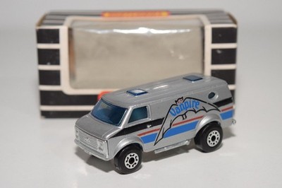 A94 1:64 3 ZOLL MATCHBOX LESNEY 68 CHEVY VANPIRE ITALIENISCH ITALIEN BOX...