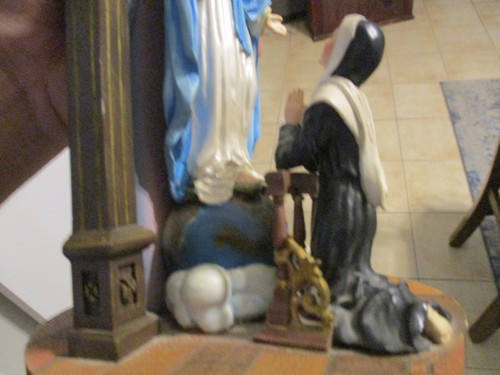 Our Lady of the Miraculous Medal statue, The Danbury Mint fine porcelain painted - Picture 13 of 14