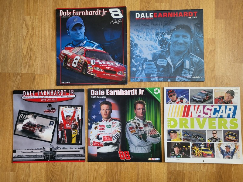 Lot 5 NASCAR calendars 2006 Dale Earnhardt Jr., 2007 Dale Earnhardt, 2012 NASCAR