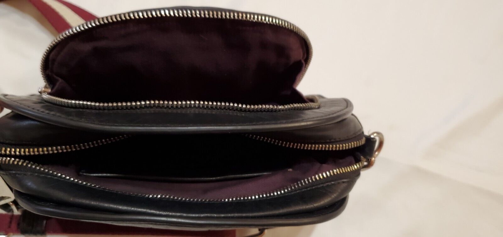 Etienne Aigner Black Leather Handbag Crossbody - image 17