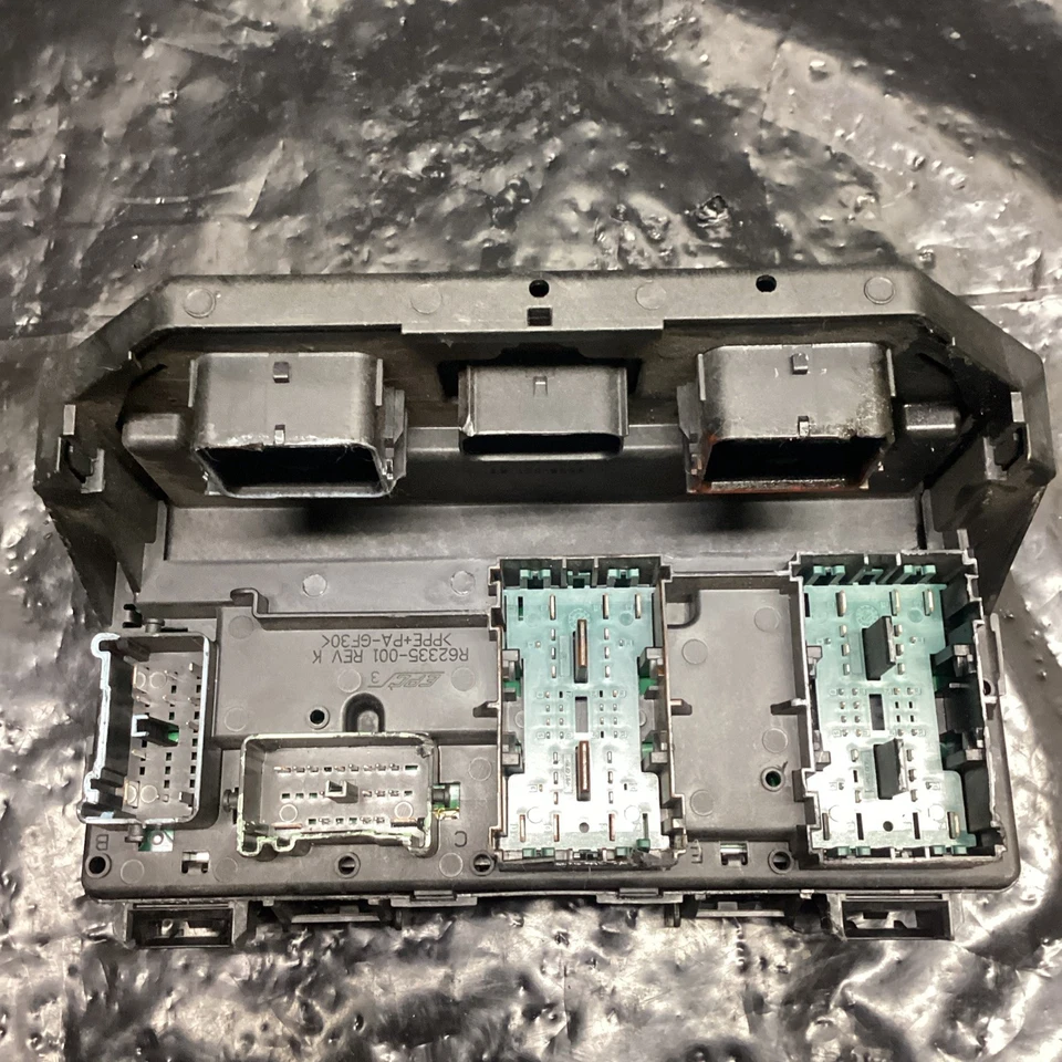 2016 JEEP WRANGLER TIPM TOTALLY POWER INTEGRATED FUSEBOX 68273365AA - Image 3 of 4