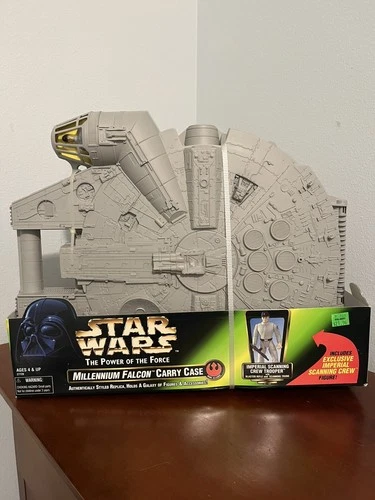 Star Wars POTF Millennium Falcon Carry Case w/ Imperial Scanning Trooper *NEW*