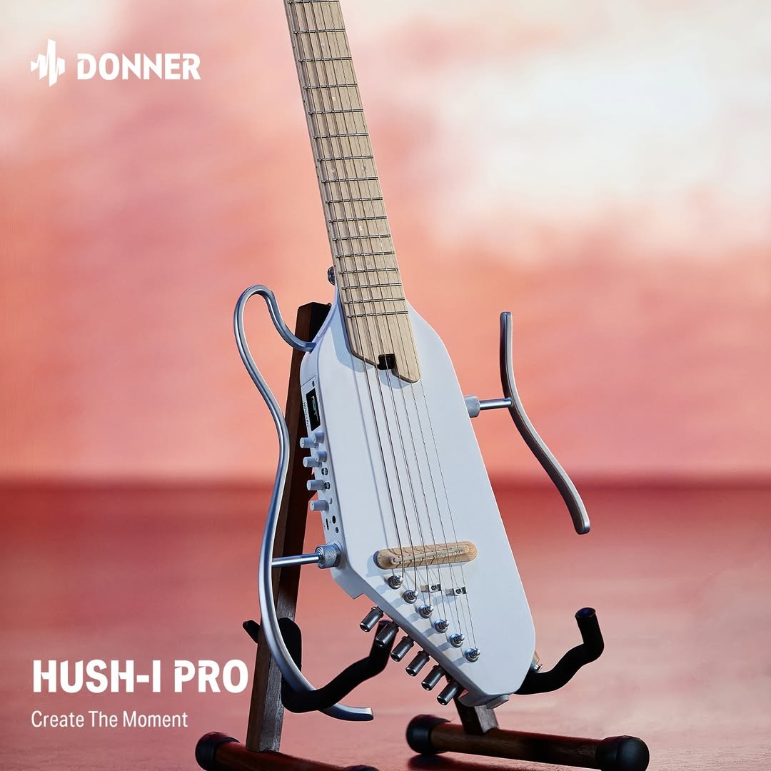 Donner HUSH I PRO Acoustic-Electric Travel Guitar All Accessories