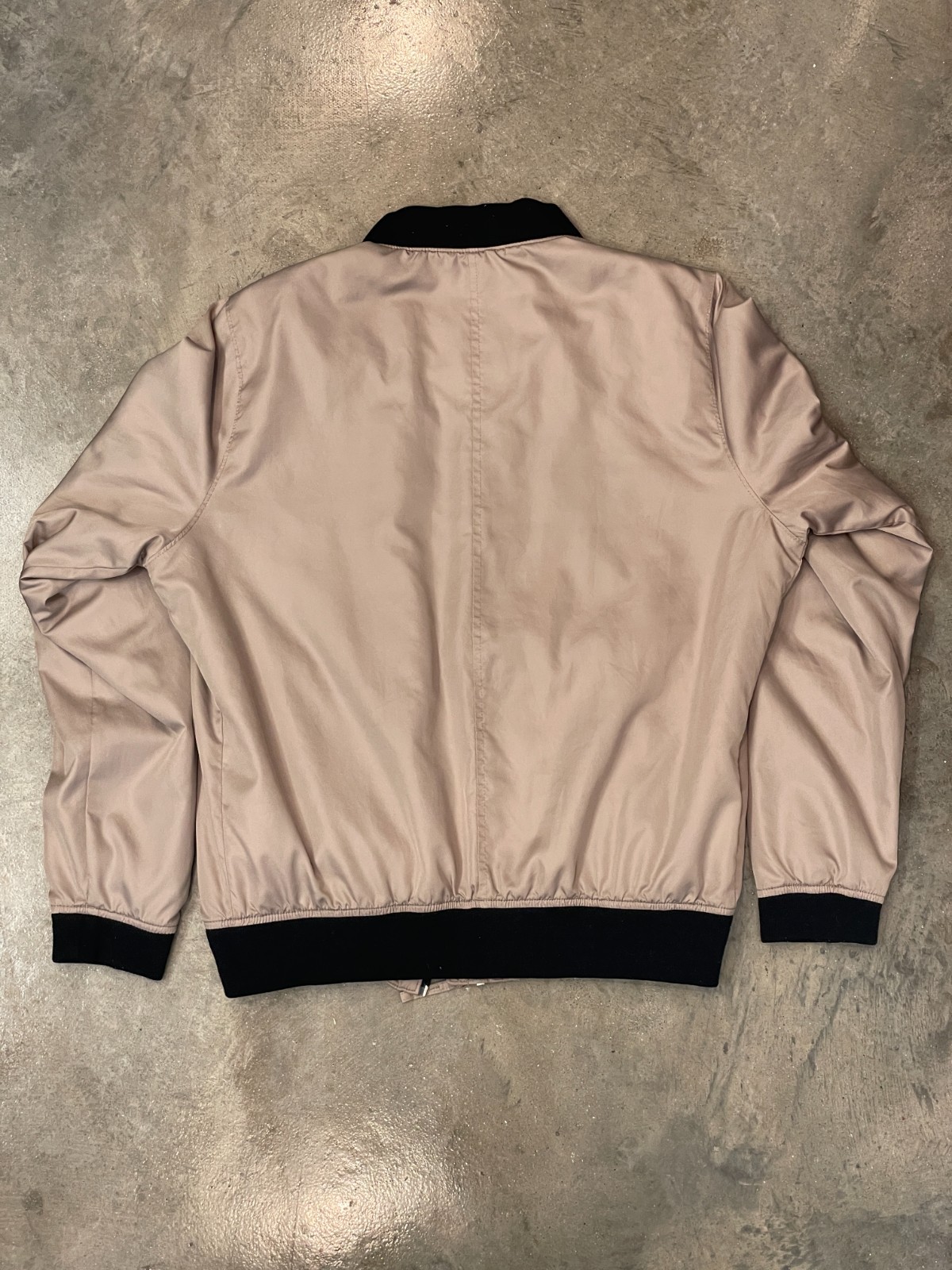 Hollister Bomber Jacket Men L Beige Tan Black Lightweight Embroidered Zip Pocket thumbnail 11