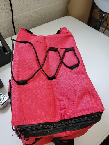 True Living Borsa Porta Pranzo 24 Lattine Laterale Morbida Rosso e Nero - Foto 5 di 12