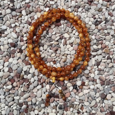 Translucent 108 Beads Dammar Pine Wood Buddism Prayer Beads Rosary Mala 10 MM