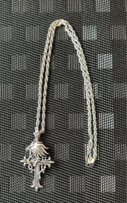 Square Enix Final Fantasy VIII SQUALL SLEEPING LION HEART Necklace