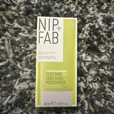 Image of Nip Fab Teen Skin Fix Zero Shine Moisturiser 40ml