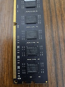 G. SKILL F3-1600C11S-8GNT (8GB, PC3-10600  DDR3 RAM UDIMM 240-pin RAM Module