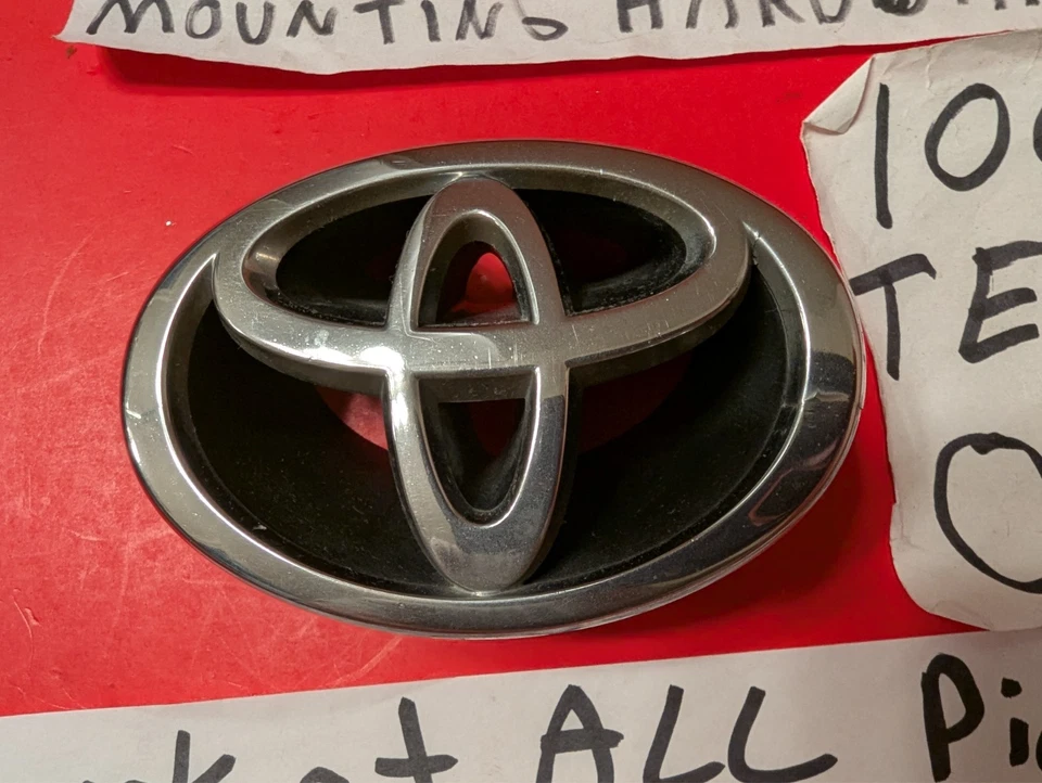 ✅OEM 2001-2002 TOYOTA COROLLA GRADE GRADE EMBLEMA CROMADO LOGOTIPO EMBLEMA 01 02 LEIA! - Imagem 4 de 4