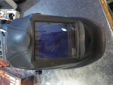 Lincoln Electric Viking 3350 - Used