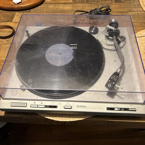 Technics SL-D303 Direct Drive Turntable Audio-Technica AT125LC Cartridge - Works