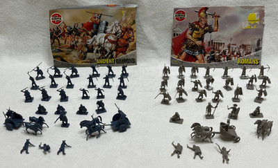 AIRFIX: Ancient Britons (A01734) & Romans (A01730) Set - 1:72 Rare Model Kits