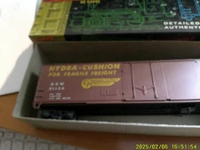 Roundhouse HO Scale Train Car "Hydra-Cushion For Fragile Freight"