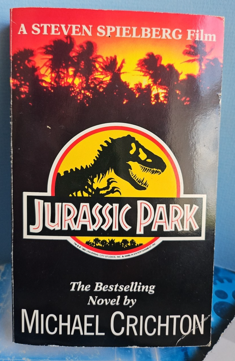 Jurassic Park by Michael Crichton. Movie Tie In Cover 1991