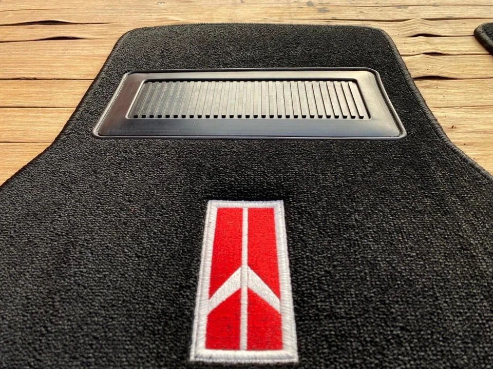 1970-1988 Oldsmobile Cutlass Supreme Floor Mats Carpet  BLACK - Image 4 of 4