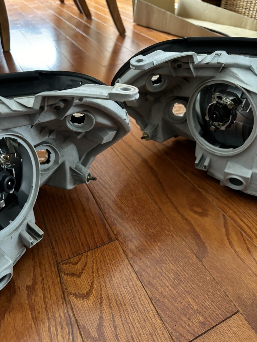 JZX110 rare white headlights - no orange. S2 Toyota Mark II Mark 2