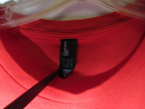 Movie Entertainment Promo Swag T-Shirt Bay Watch Life Guard Stand 2017 Dolby - Picture 4 of 4