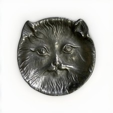 Metal Car Ashtray Lion Face Cat Motif Collectible Vintage Design Approx. 4.5