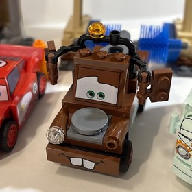 LEGO Cars: Flo's V8 Cafe (8487) 100% complete with instructions  No Box *READ*