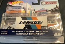 2018 Hot Wheels Team Transport #2 Nissan Laurel 2000 SGX & Sakura Sprinter