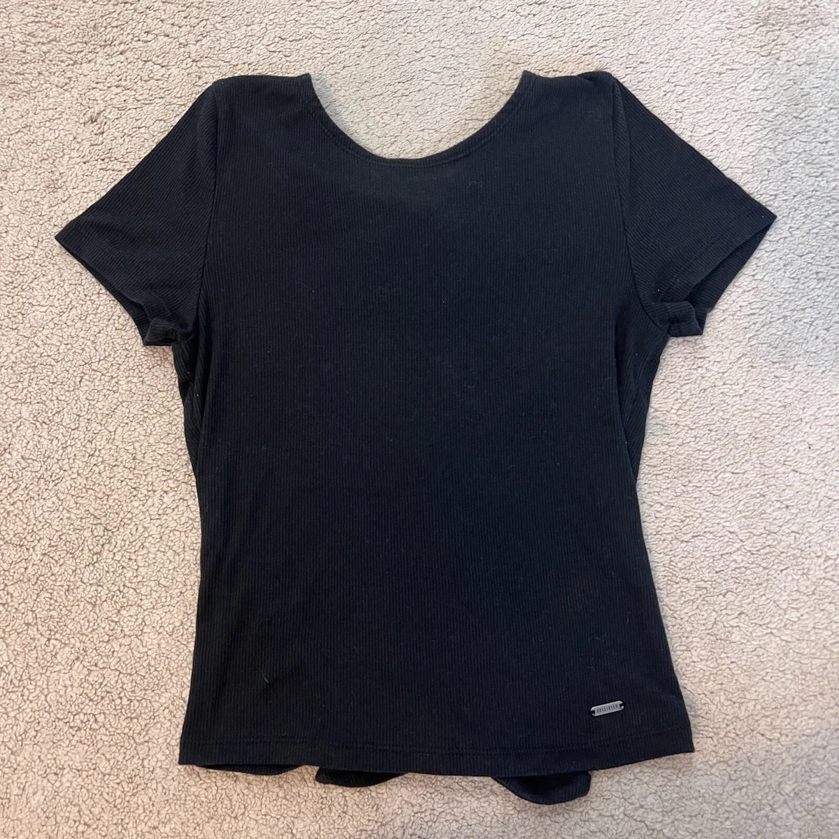 Hollister Black Cropped T shirt With Bow Back Size Small eBay