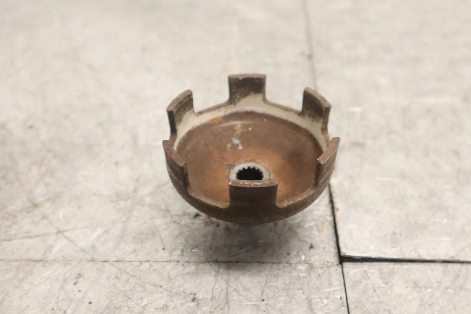 2006 SUZUKI OZARK 250 LTF250 2X4 OEM ENGINE HAND PULL START CAGE CUP 18410-05G00