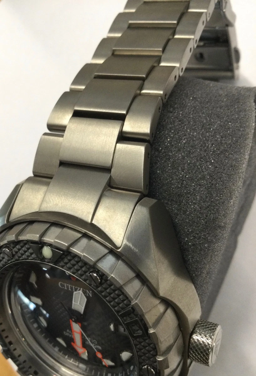 Citizen Reloj de Buceo Hombre Automático Titanio NB6004-83E B-Ware