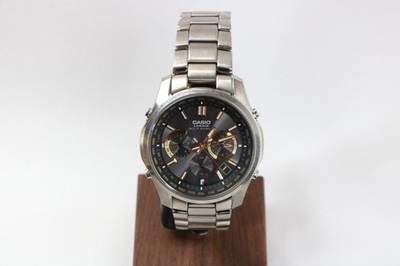 CASIO LINEAGE LIW-M610TDS Titanium Radio Solar Chronograph Watch Runs