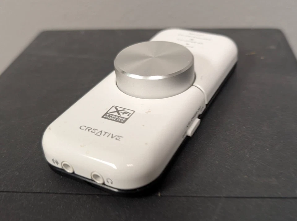 Módulo Creative X-Fi para PC y Mac Xtreme Fidelity Tarjeta de Sonido USB SB0720 XMOD Foto 3 de 4
