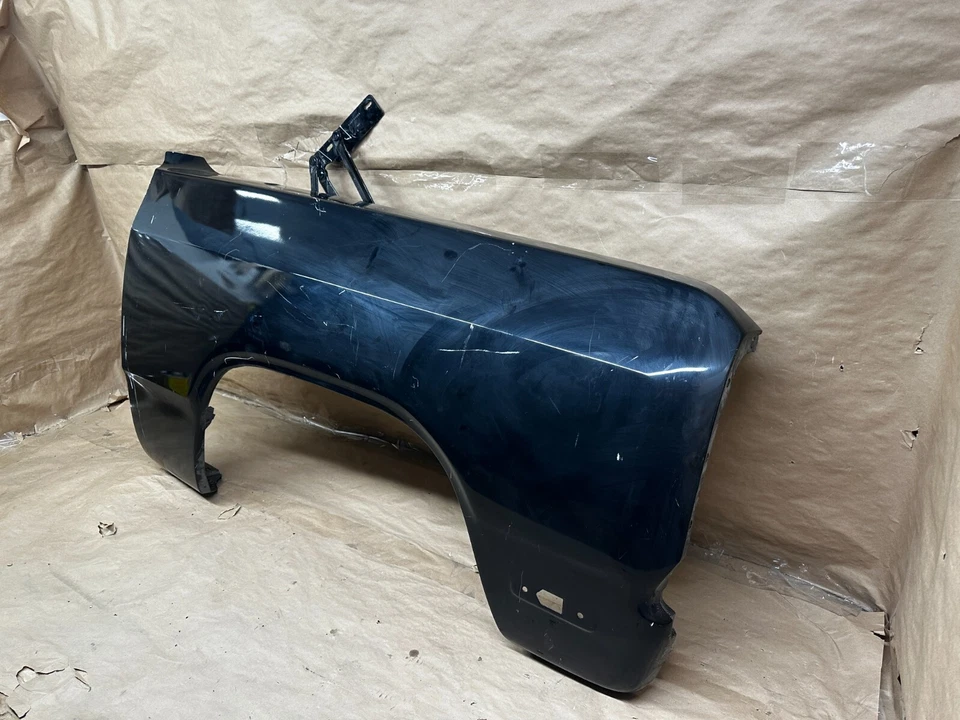 1981 - 1993 Dodge D150 D250 D350 Ramcharger Fender Front Right RH Side OEM Black Foto 3 de 4