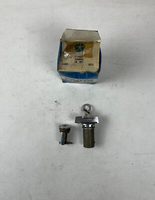 New Old Stock Ignition & Door Locks For 1972 Thru 1974 Models Mopar #3548955
