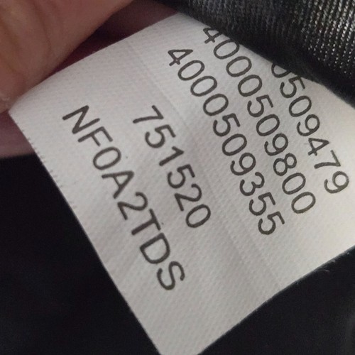 The North Face Women's Size L 550 Black Quilted Goose Down Full Zip Puffer Vest - Picture 13 of 16