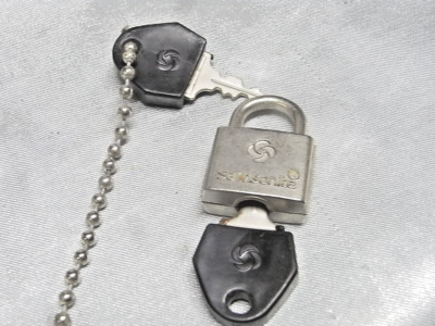   SAMSONITE VORHÄNGESCHLOSS KOFFER DOKUMENTENHALTER BEFESTIGUNG CASE SCHLÜSSEL PADLOCK SUITCASE