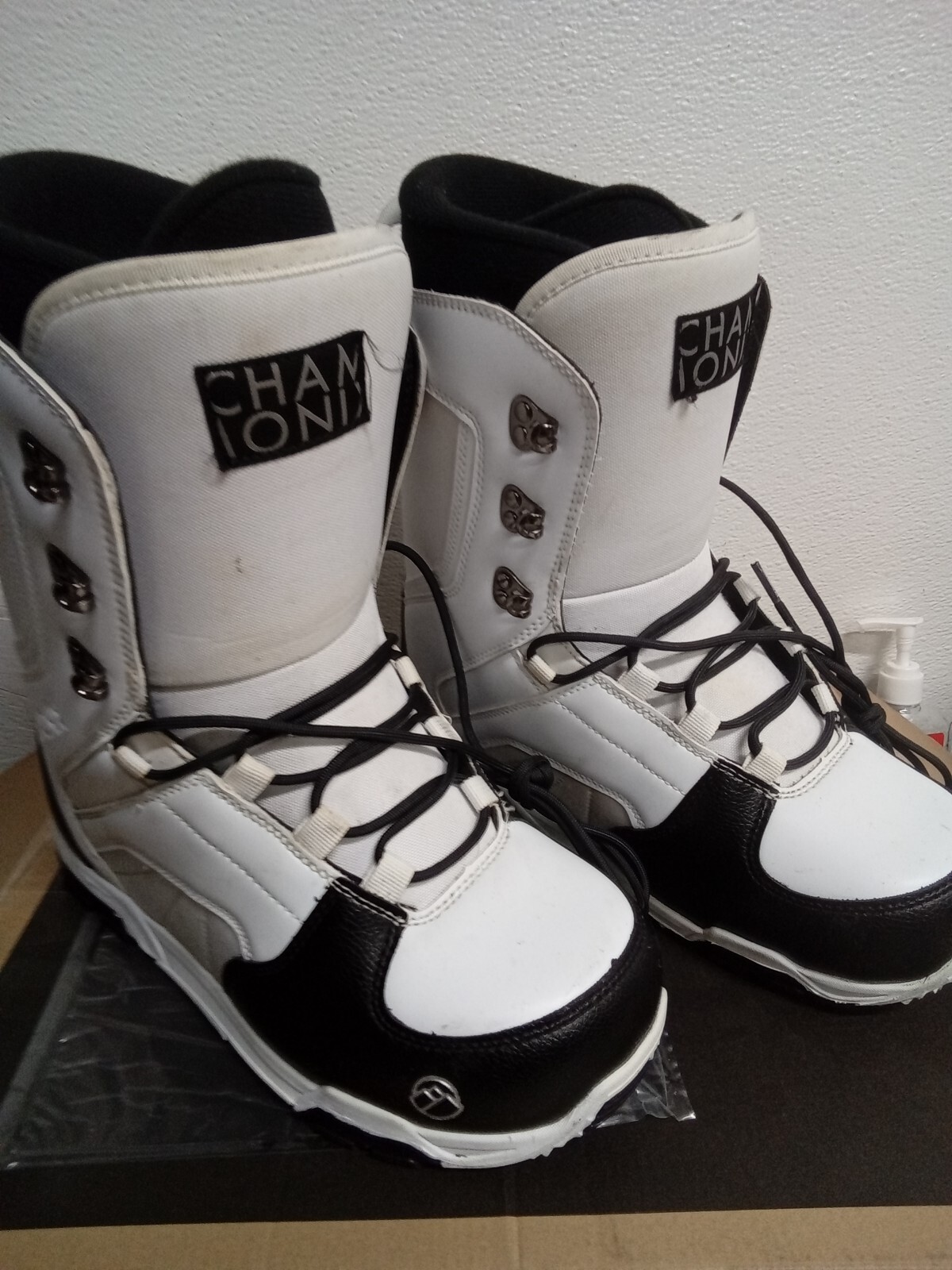 CHAMONIX LOGNAN SNOWBOARD BOOTS MEN SIZE 9 2H5 eBay
