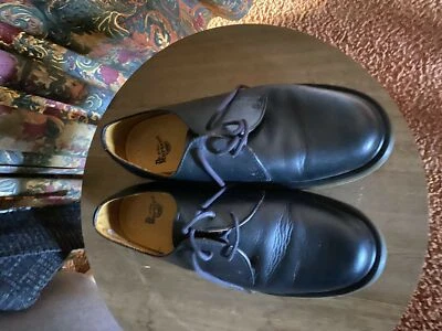 gumtree doc martens