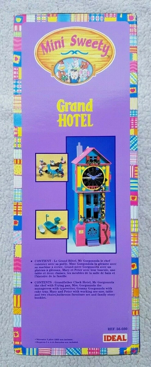 HYPER RARE 1995 MINI SWEETY GRAND HOTEL POLLY POCKET DOLL STYLE