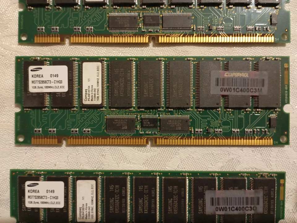 3xSamsung 1GB M377S2858CT3-C1HQ0 RDIMM PC100 ECC SKU: 011306 Brand: Samsung - Image 2 of 4
