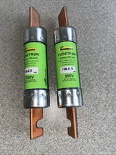 NEW LOT OF 2 Bussmann BUSS Fusetron FRN-R-70 Dual Element Time Delay Fuses
