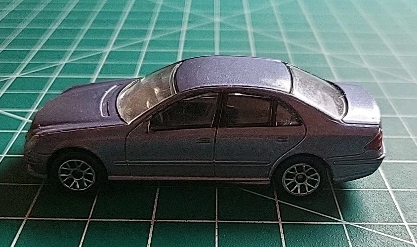 Realtoy Mercedes Benz E55 AMG Silver 1/61 Scale Used - Image 4 of 4