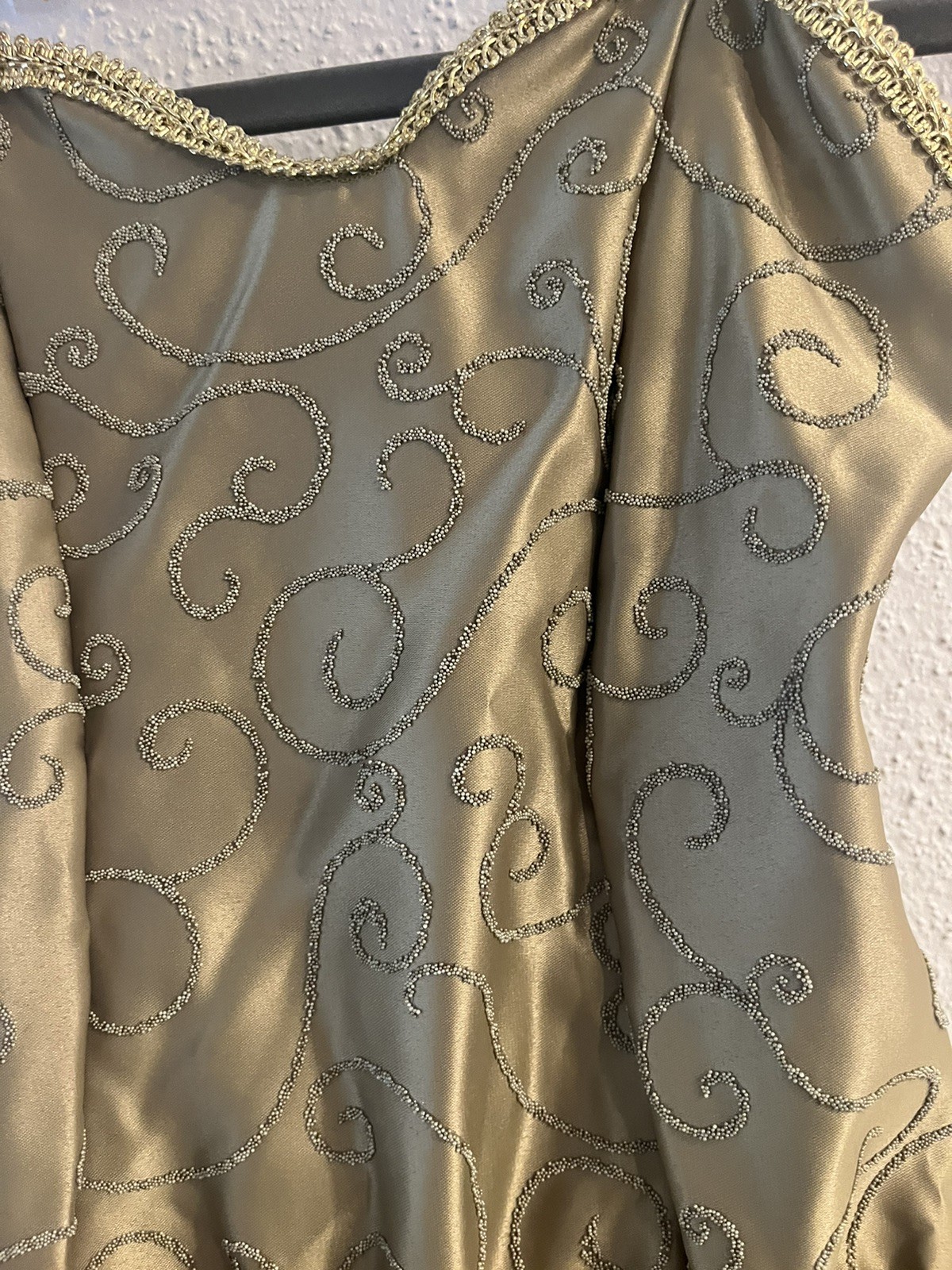 Picture 2 of 12