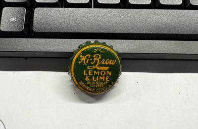 REAL - SOLID CAORK HI-BROW LEMON LIME SODA POP BOTTLE CAP ADKINSON DEPOT NH