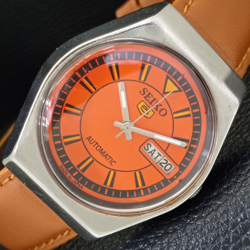 ORANGE MENS SEIKO DIAL WATCH a702732-1 VINTAGE AUTOMATIC 6309A JAPAN 5 COLOR - vintagewatches.pk